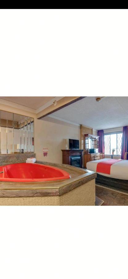 Falls Inn Near Casino Niagara By Oyo Εξωτερικό φωτογραφία